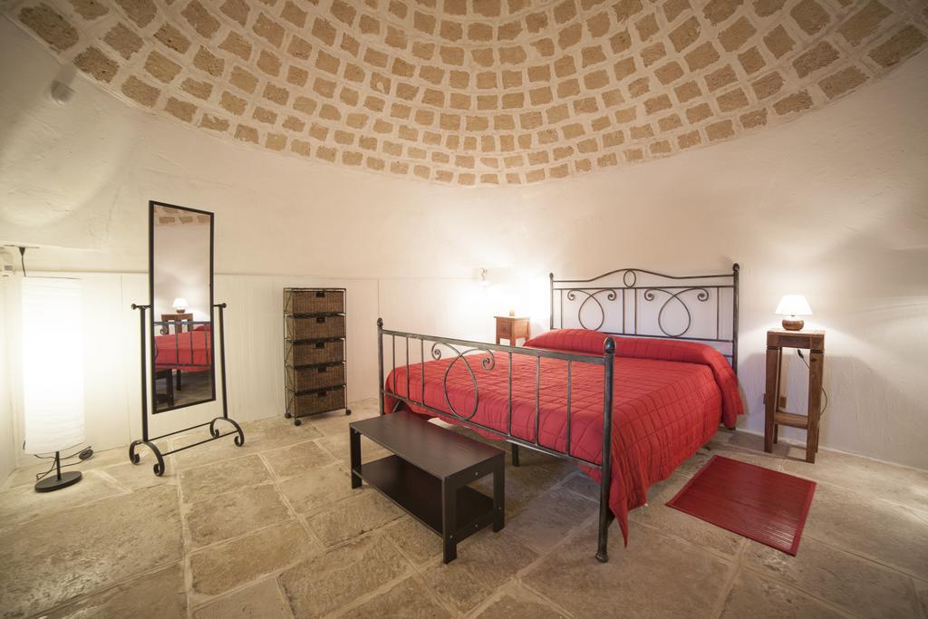 הוילה אוסטוני Trullo Degli Ulivi מראה חיצוני תמונה