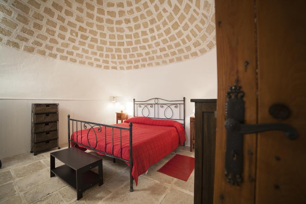 הוילה אוסטוני Trullo Degli Ulivi מראה חיצוני תמונה