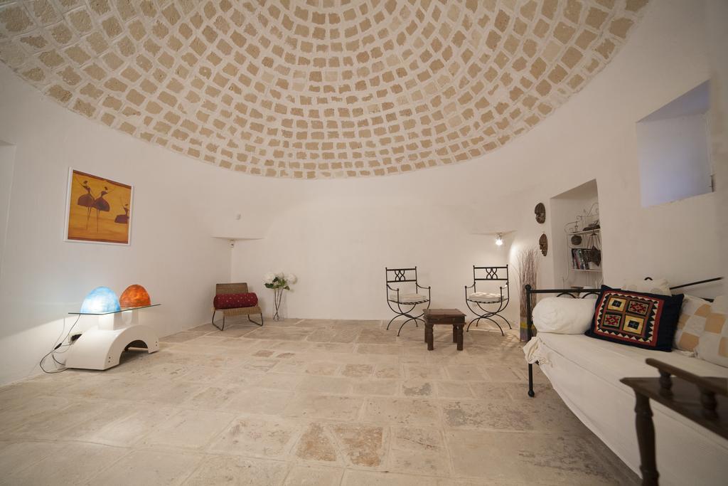 הוילה אוסטוני Trullo Degli Ulivi מראה חיצוני תמונה